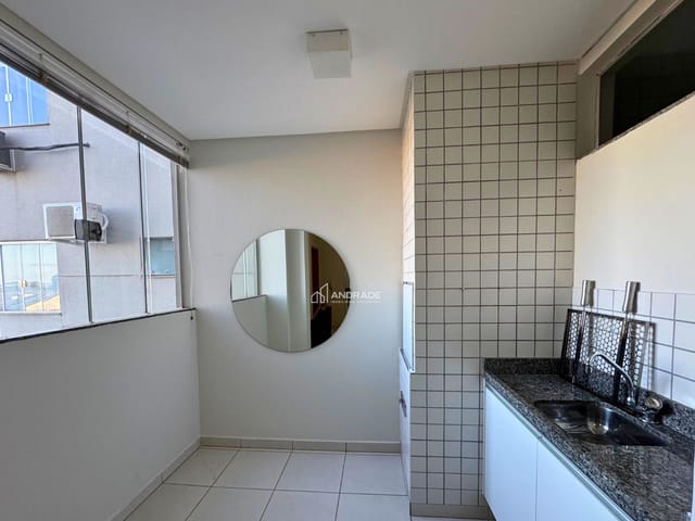Apartamento com 89m² 2 quartos e 1 banheiro, à venda, no bairro Vila Shangri-La em Apucarana