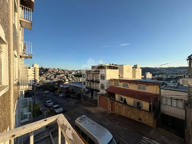 Apartamento 3 quartos e 1 banheiro, à venda, no bairro Bairu em Juiz de Fora