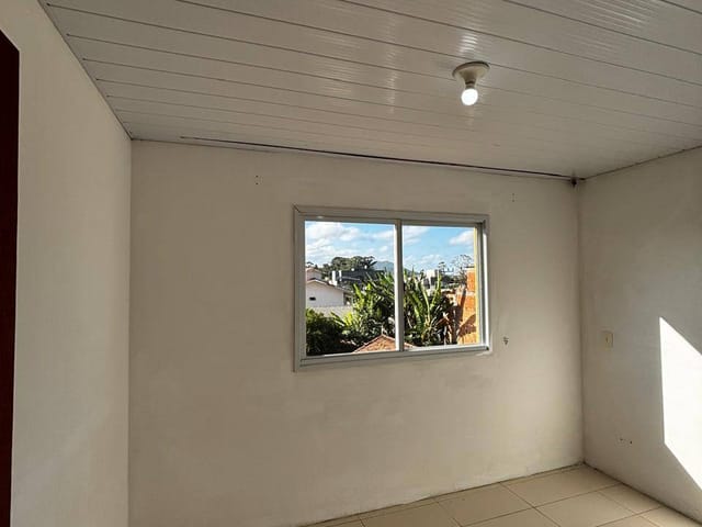 Apartamento com 63m² 2 quartos e 1 banheiro, para alugar, no bairro Ribeirão da Ilha em Florianópolis