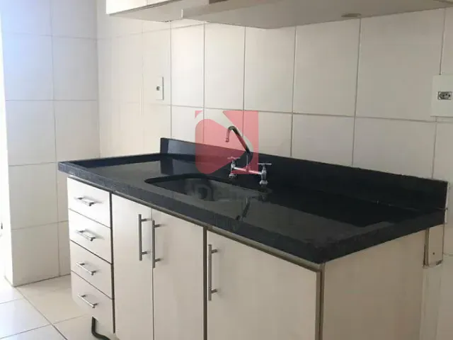 Apartamento 2 quartos e 2 banheiros, à venda, no bairro Centro em Pirassununga