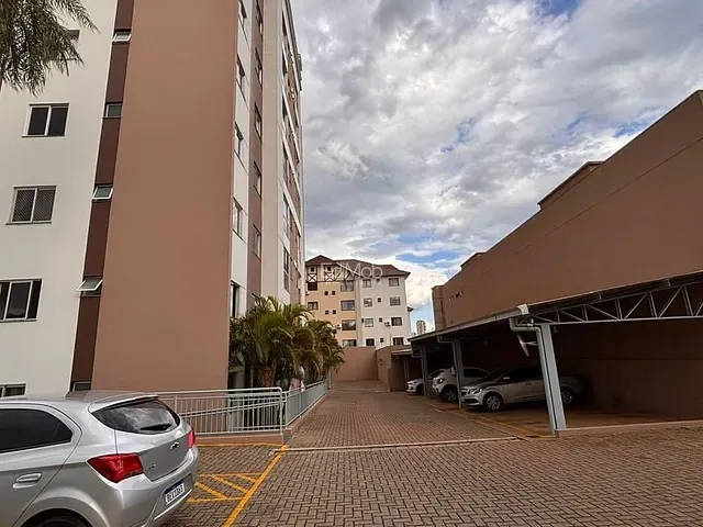 Apartamento 2 quartos e 1 banheiro, à venda, no bairro Cancelli em Cascavel