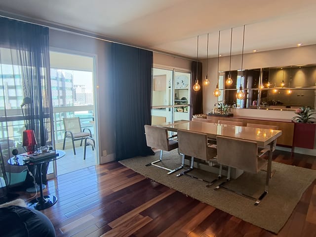 Apartamento com 233m² 3 quartos e 4 banheiros, à venda, no bairro Vila Olímpia em São Paulo