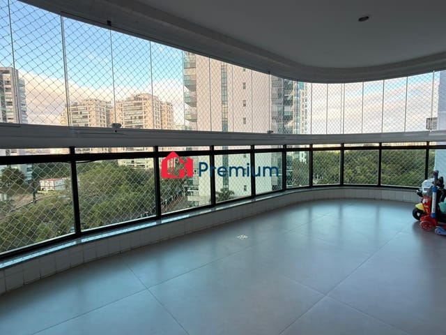 Apartamento 4 quartos e 4 banheiros, à venda, no bairro Barra da Tijuca em Rio de Janeiro