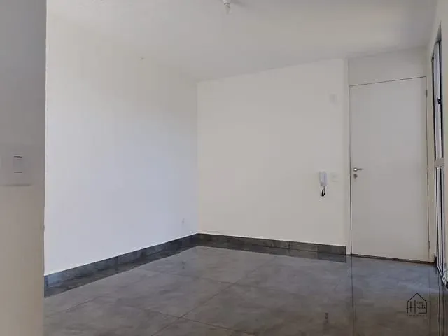 Apartamento 2 quartos e 1 banheiro, à venda, no bairro Recanto Vista Alegre em Cotia