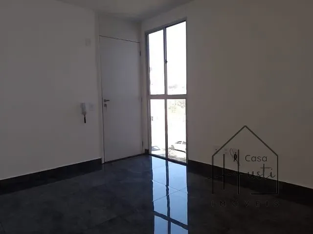 Apartamento 2 quartos e 1 banheiro, à venda, no bairro Recanto Vista Alegre em Cotia