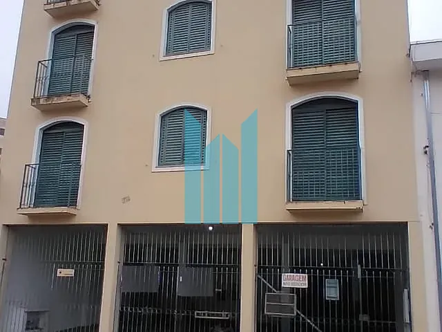 Apartamento com 100m² 3 quartos e 1 banheiro, à venda, no bairro Centro em Poços de Caldas