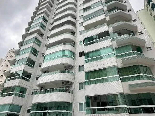 Apartamento 2 quartos e 2 banheiros, à venda, no bairro Centro em Balneário Camboriú