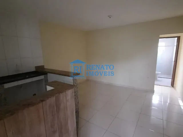 Apartamento 1 quarto e 1 banheiro, para alugar, no bairro Centro em Maricá