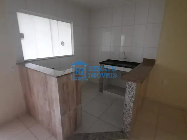 Apartamento 1 quarto e 1 banheiro, para alugar, no bairro Centro em Maricá