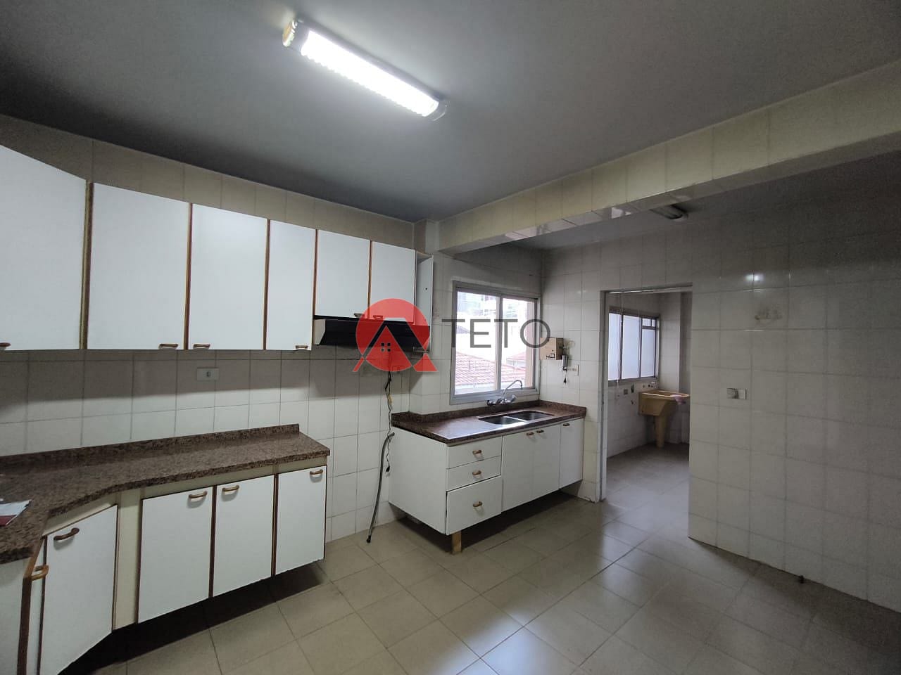 Apartamento à venda com 3 quartos, 140m² - Foto 9