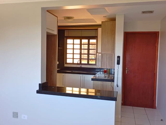 Apartamento 3 quartos e 1 banheiro, à venda, no bairro Núcleo Habitacional Papa João Paulo I em Apucarana