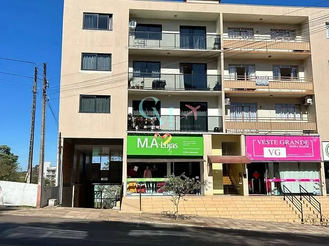 Apartamento com 170m² 3 quartos e 2 banheiros, à venda, no bairro centro em Xanxerê