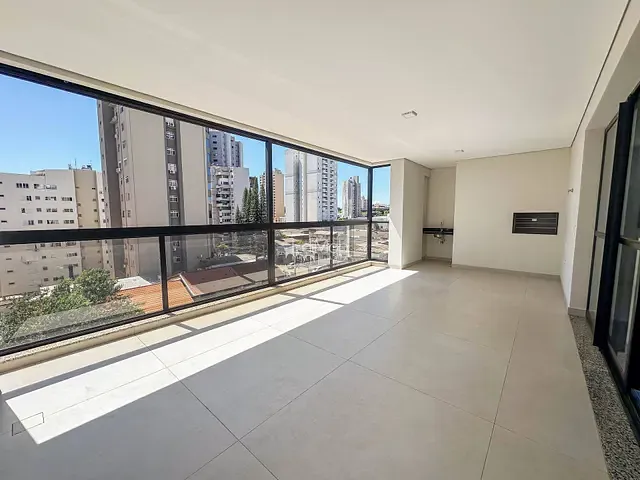 Apartamento com 360m² 3 quartos e 4 banheiros, à venda, no bairro Centro em Cascavel