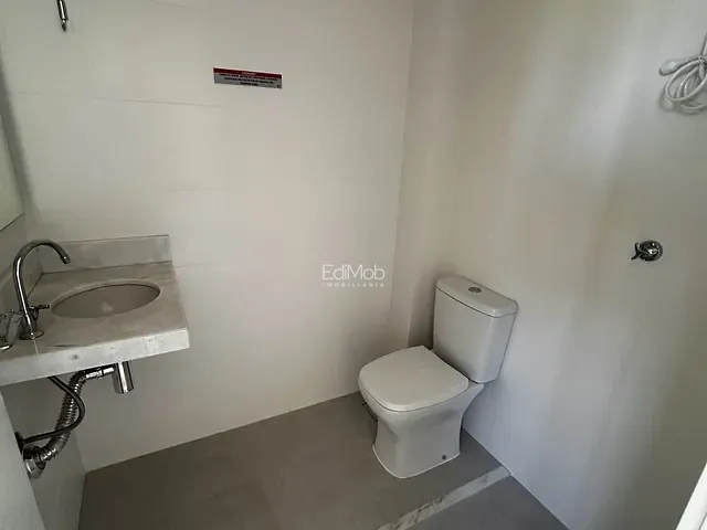 Apartamento com 360m² 3 quartos e 4 banheiros, à venda, no bairro Centro em Cascavel