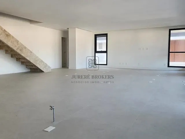 Apartamento 4 quartos e 5 banheiros, à venda, no bairro Jurerê em Florianópolis