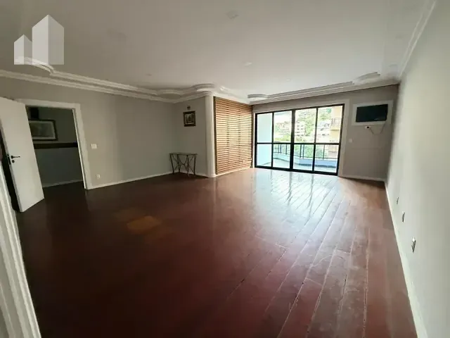 Apartamento com 300m² 4 quartos e 4 banheiros, à venda, no bairro Centro em Nova Iguaçu