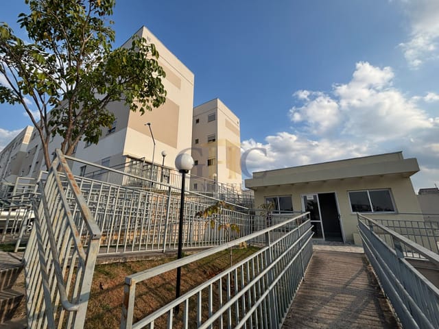 Apartamento com 43m² 2 quartos e 1 banheiro, à venda, no bairro Vila Santa Isabel em Salto de Pirapora