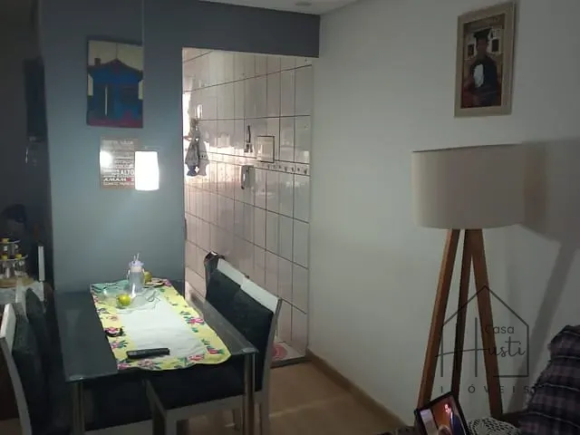 Apartamento 2 quartos e 1 banheiro, à venda, no bairro Jardim Ísis em Cotia