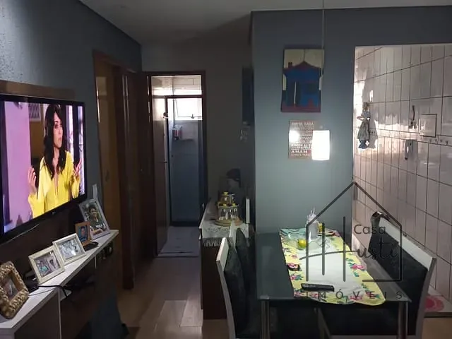Apartamento 2 quartos e 1 banheiro, à venda, no bairro Jardim Ísis em Cotia