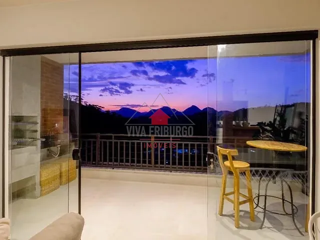 Apartamento 3 quartos e 2 banheiros, à venda, no bairro Nova Suíça em Nova Friburgo