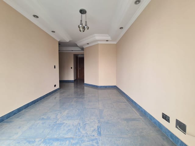 Foto do Apartamento - Espaçoso Apartamento para locação, à 14 minuts do metrô Santa Cruz, 3 dormitórios, 2 vagas, suite e sacada, Vila Mariana, São Paulo, SP | KATAIMOB NEGOCIOS IMOBILIARIOS