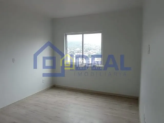 Apartamento 2 quartos e 1 banheiro, à venda, no bairro Nazaré em Concórdia