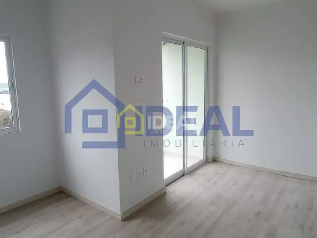 Apartamento 2 quartos e 1 banheiro, à venda, no bairro Nazaré em Concórdia