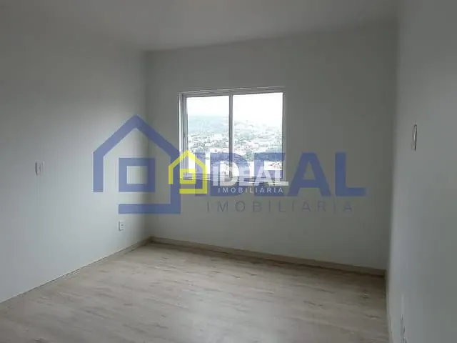 Apartamento 2 quartos e 1 banheiro, à venda, no bairro Nazaré em Concórdia