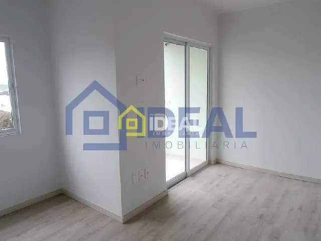 Apartamento 2 quartos e 1 banheiro, à venda, no bairro Nazaré em Concórdia