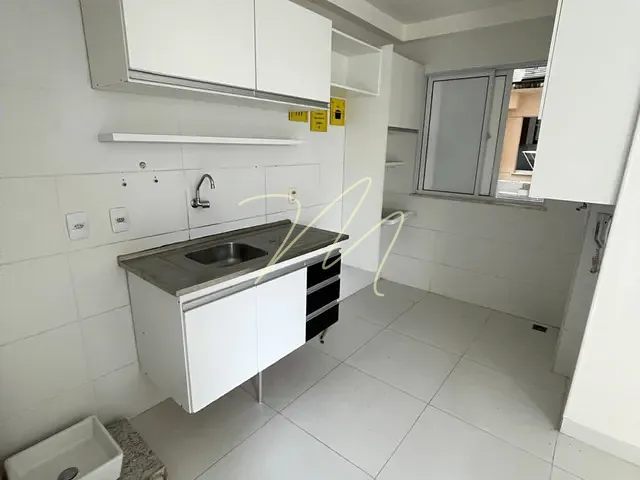 Apartamento 2 quartos e 1 banheiro, à venda, no bairro Nossa Senhora da Vitória em Ilhéus