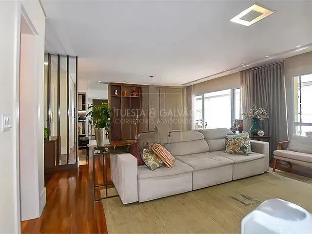 Apartamento com 188m² 4 quartos e 4 banheiros, à venda, no bairro Água Verde em Curitiba