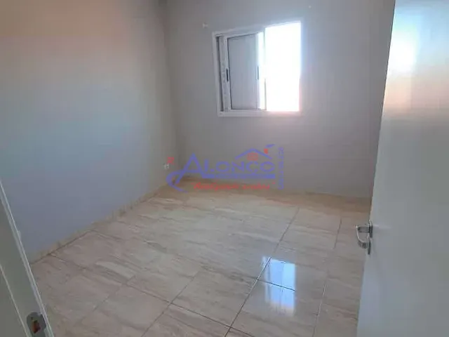 Apartamento 2 quartos e 1 banheiro, para alugar, no bairro Cidade Salvador em Jacareí