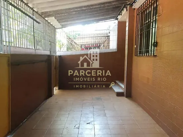 Apartamento com 50m² 2 quartos e 1 banheiro, à venda, no bairro Irajá em Rio de Janeiro
