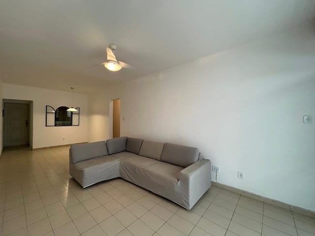 Apartamento 3 quartos e 2 banheiros, à venda, no bairro Centro em Cabo Frio