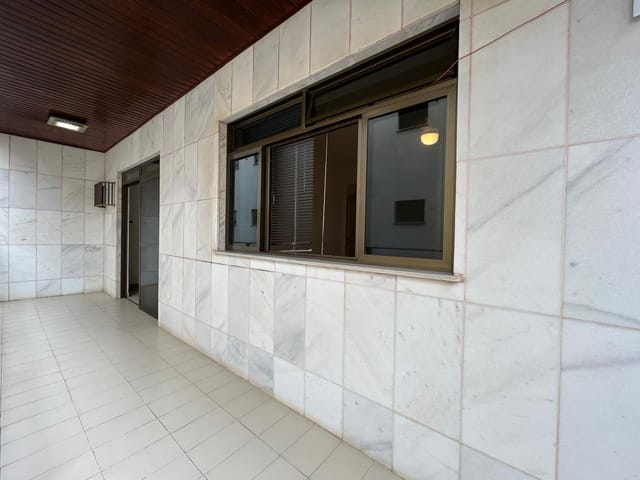 Apartamento 3 quartos e 2 banheiros, à venda, no bairro Centro em Cabo Frio