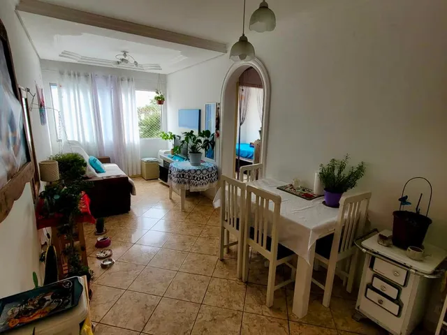 Apartamento 3 quartos e 1 banheiro, à venda, no bairro Itacorubi em Florianópolis