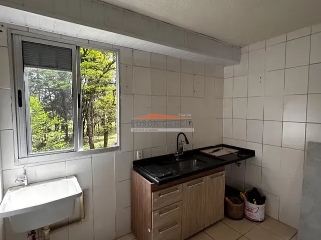 Apartamento 2 quartos e 1 banheiro, para alugar, no bairro Jardim Carandá em Sorocaba
