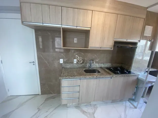 Apartamento 2 quartos e 1 banheiro, à venda ou para alugar, no bairro Vila das Bandeiras em Guarulhos