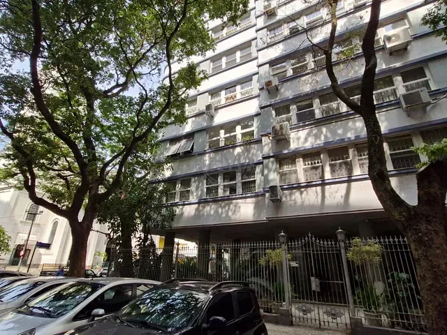 Apartamento 4 quartos e 6 banheiros, à venda, no bairro Copacabana em Rio de Janeiro