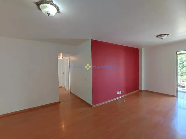 Apartamento com 105m² 3 quartos e 2 banheiros, à venda, no bairro Coronel Veiga em Petrópolis