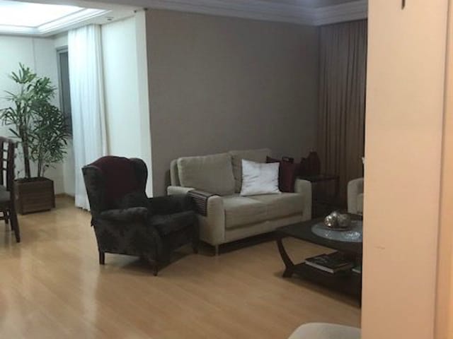 Foto do Apartamento - Apartamento à venda 4 Quartos, 2 Suites, 2 Vagas, 417M², Centro, Londrina - PR | Condominio Residencial Serra Negra | Londrina Cred Imóveis