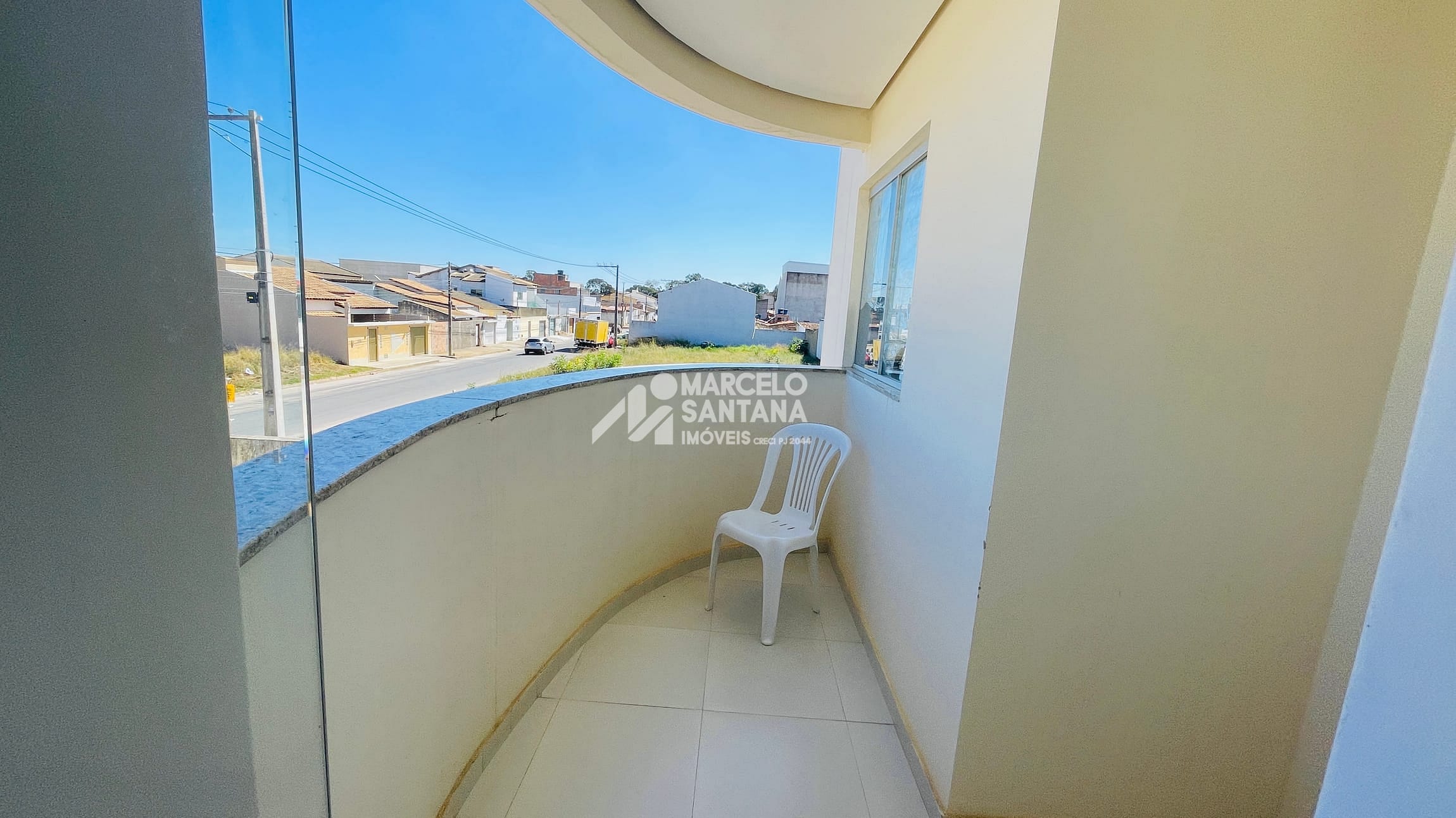 Apartamento à venda com 2 quartos, 64m² - Foto 4