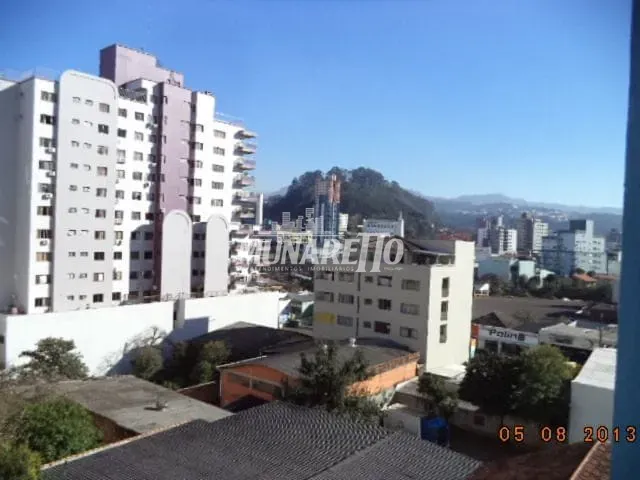 Apartamento com 133m² 3 quartos e 2 banheiros, à venda, no bairro Centro em Concórdia