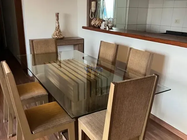 Apartamento 3 quartos e 2 banheiros, à venda ou para alugar, no bairro Jardim Marister em Jacareí