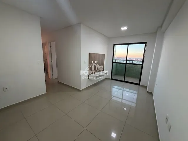 Apartamento 3 quartos e 2 banheiros, para alugar, no bairro Maria Auxiliadora em Petrolina