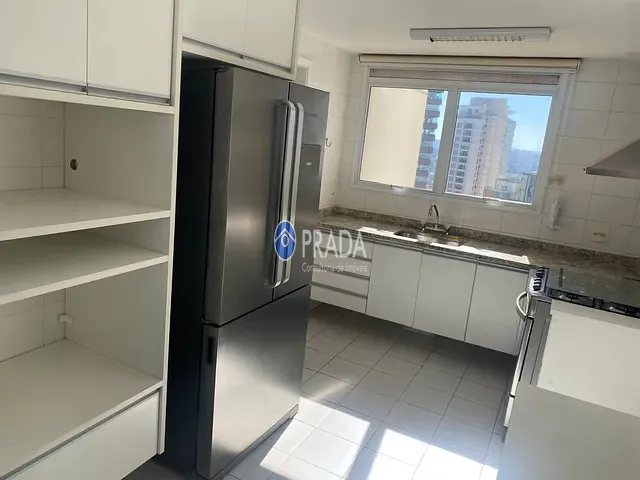 Apartamento com 230m² 4 quartos e 5 banheiros, à venda, no bairro Alto da Lapa em São Paulo