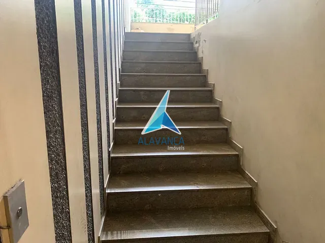 Apartamento com 395m² 3 quartos e 2 banheiros, para alugar, no bairro Centro em Governador Valadares