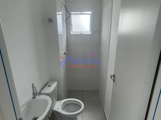 Apartamento 2 quartos e 1 banheiro, para alugar, no bairro Jardim Jacinto em Jacareí