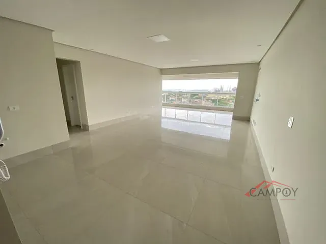 Apartamento com 228m² 3 quartos e 4 banheiros, à venda, no bairro Centro em Apucarana