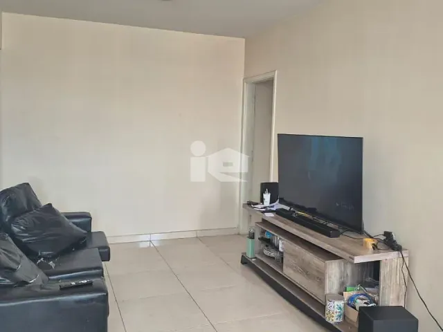 Apartamento com 121m² 3 quartos e 1 banheiro, à venda, no bairro Centro em Rolândia